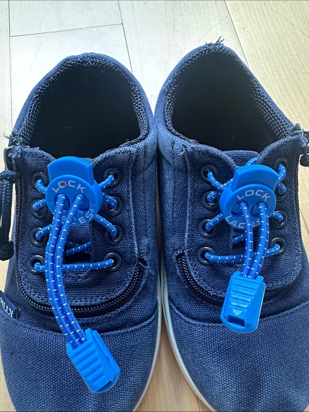 BILLY Footwear Short Wrap Sneakers - Picture 5 of 7